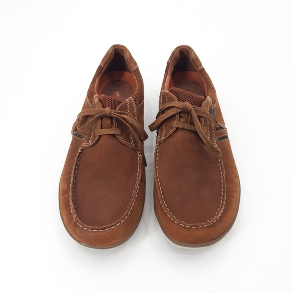 FINAL ⬇️ | Clarks | Wide Nubuck Boat Shoe in Brown - Picture 3 of 8